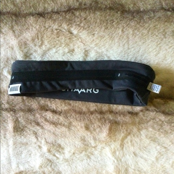 🆕 VS Sport Headband 🧘🏼♂️🛼🚴🏼♀️🥊🎾🏑⚽️ - Picture 3 of 5